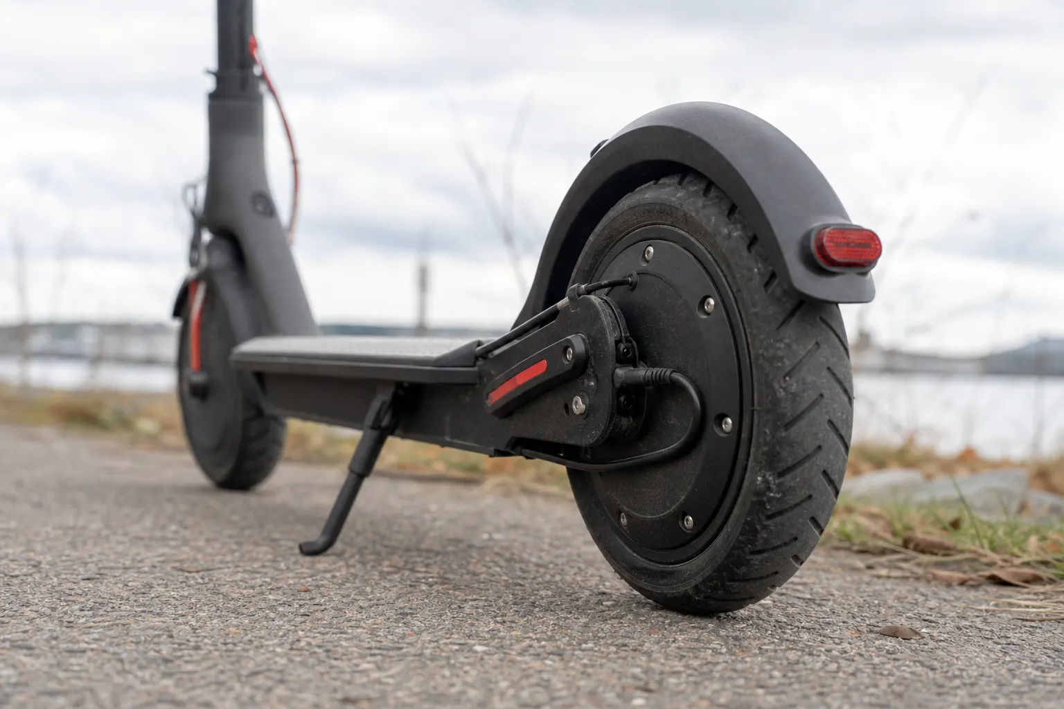 Navmotor i elsparkcykelns hjul